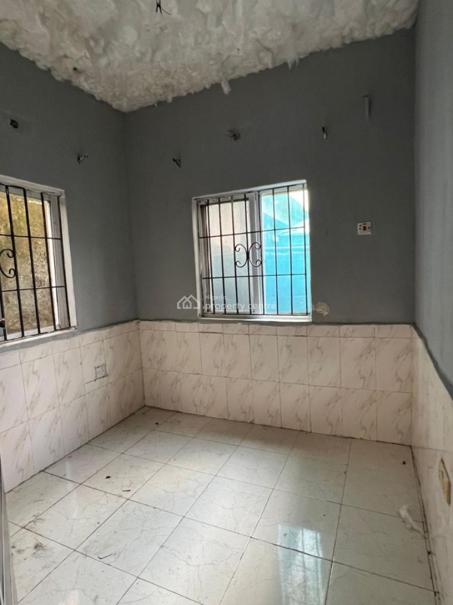 1 Bedroom Apartment, Ado Road, Ajah, Lagos, Mini Flat (room and Parlour) for Rent