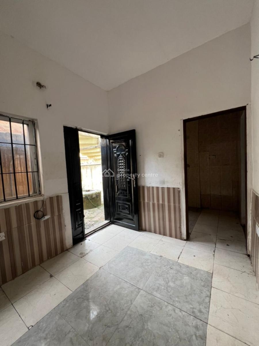 1 Bedroom Apartment, Ado Road, Ajah, Lagos, Mini Flat (room and Parlour) for Rent