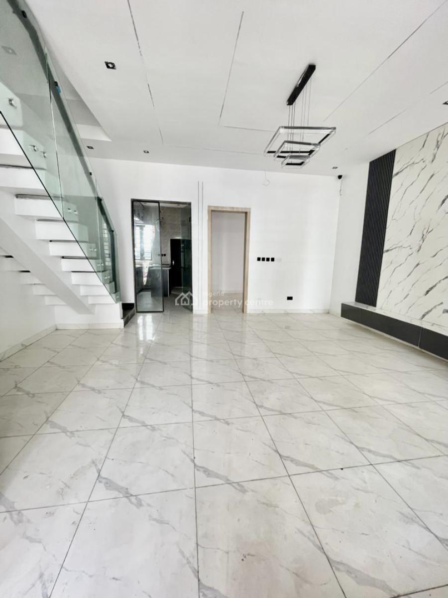 Distress Deal! Exquisite 4 Bedroom Terrace Duplex, Ikota, Lekki, Lagos, Terraced Duplex for Sale