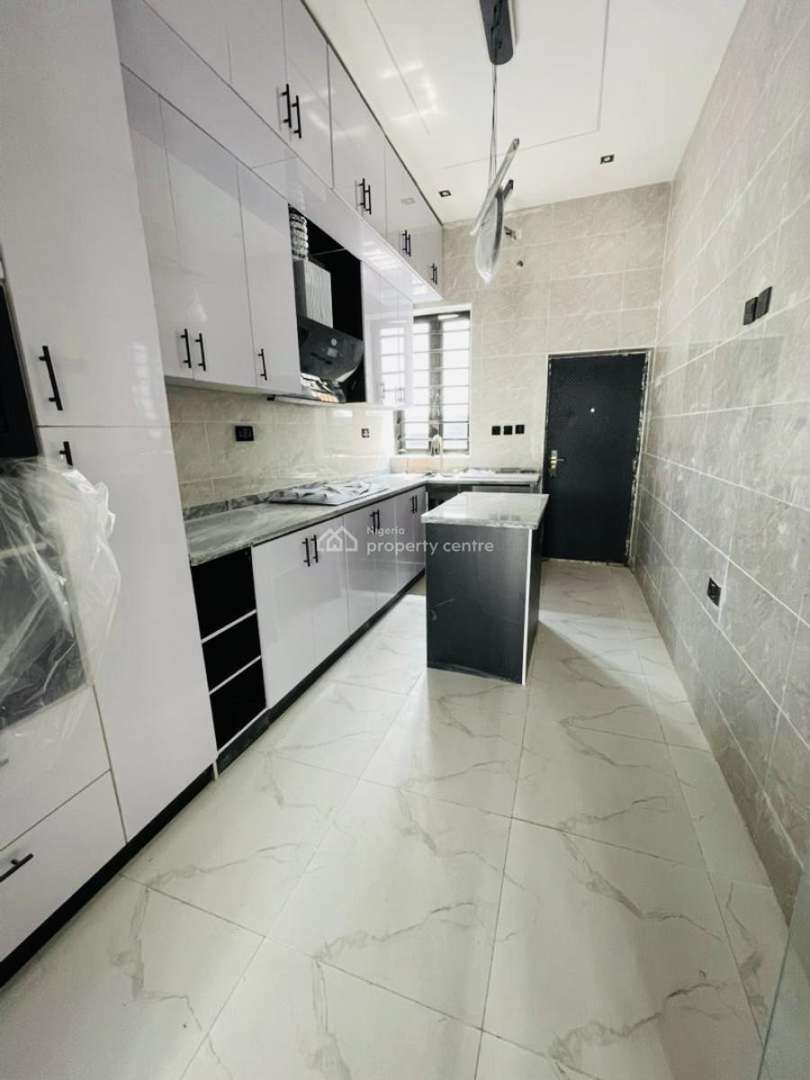 Distress Deal! Exquisite 4 Bedroom Terrace Duplex, Ikota, Lekki, Lagos, Terraced Duplex for Sale