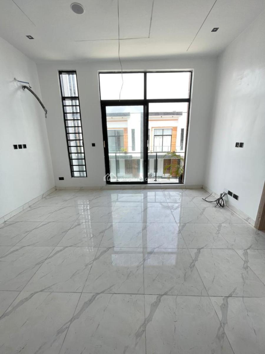 Distress Deal! Exquisite 4 Bedroom Terrace Duplex, Ikota, Lekki, Lagos, Terraced Duplex for Sale