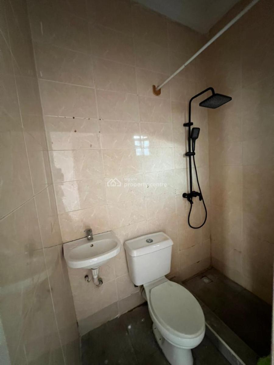 2 Bedroom Apartment, Ikota, Ikota, Lekki, Lagos, Flat / Apartment for Rent