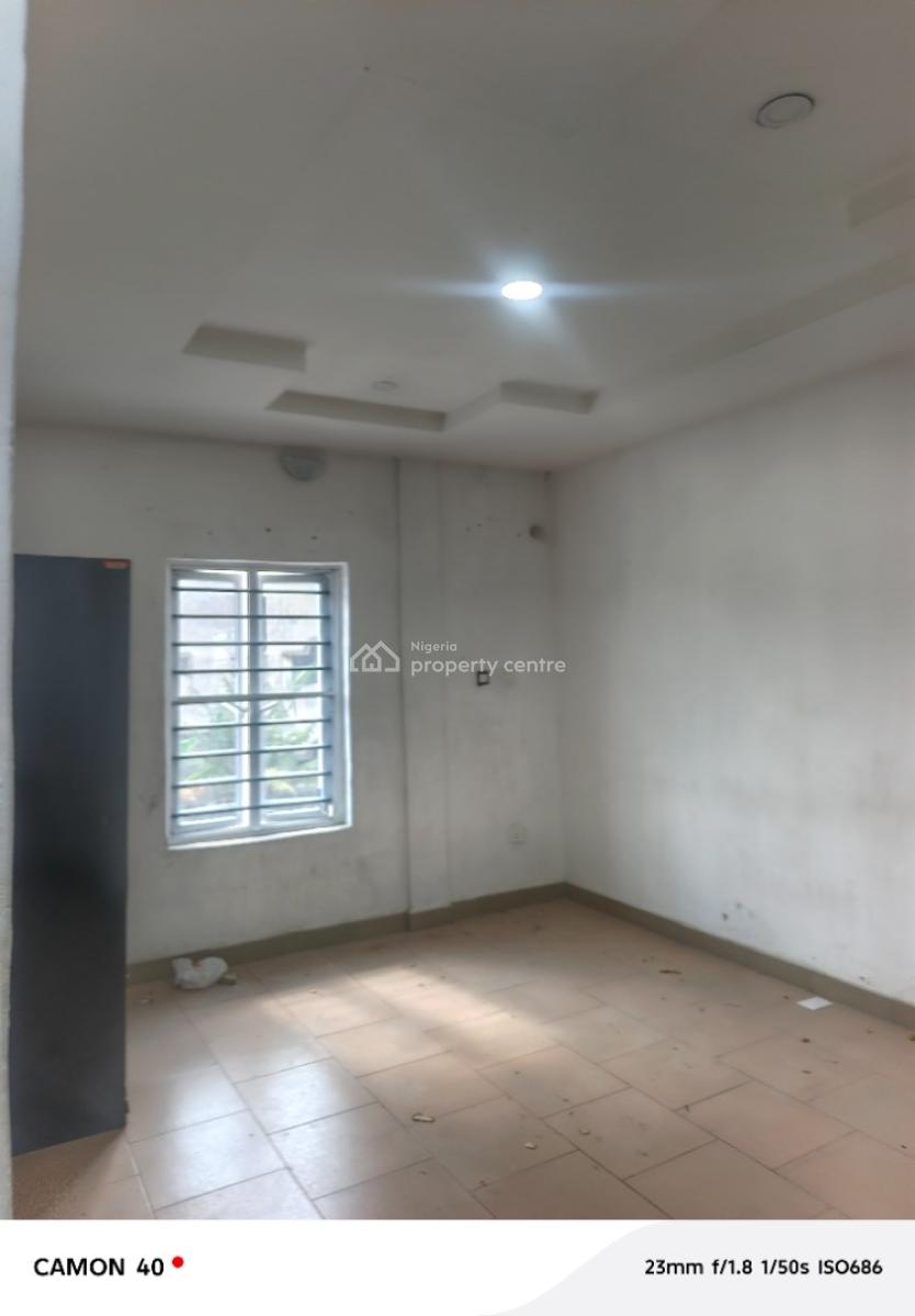 Luxury 3 Bedroom Flat Upstairs at Badore Ajah Lagos, Ado Round About, Badore, Ajah, Lagos, Flat / Apartment for Rent