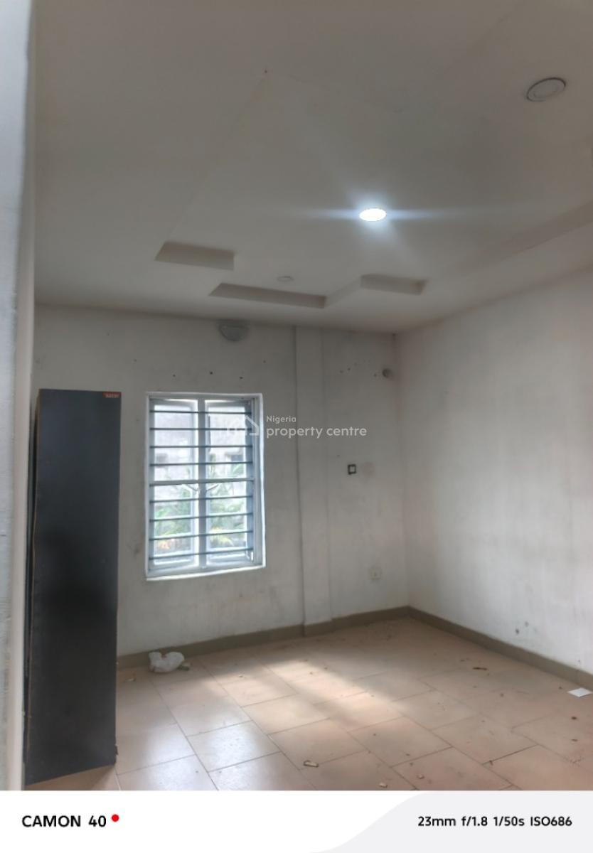 Luxury 3 Bedroom Flat Upstairs at Badore Ajah Lagos, Ado Round About, Badore, Ajah, Lagos, Flat / Apartment for Rent