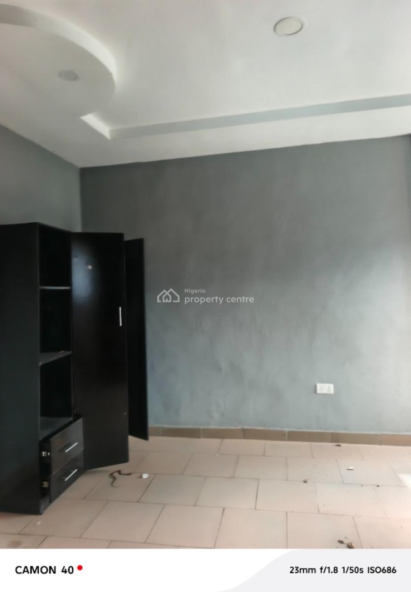 Luxury 3 Bedroom Flat Upstairs at Badore Ajah Lagos, Ado Round About, Badore, Ajah, Lagos, Flat / Apartment for Rent