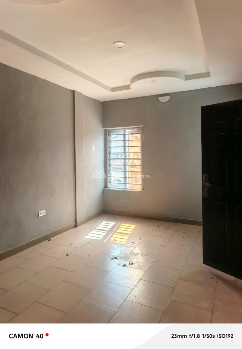 Luxury 3 Bedroom Flat Upstairs at Badore Ajah Lagos, Ado Round About, Badore, Ajah, Lagos, Flat / Apartment for Rent