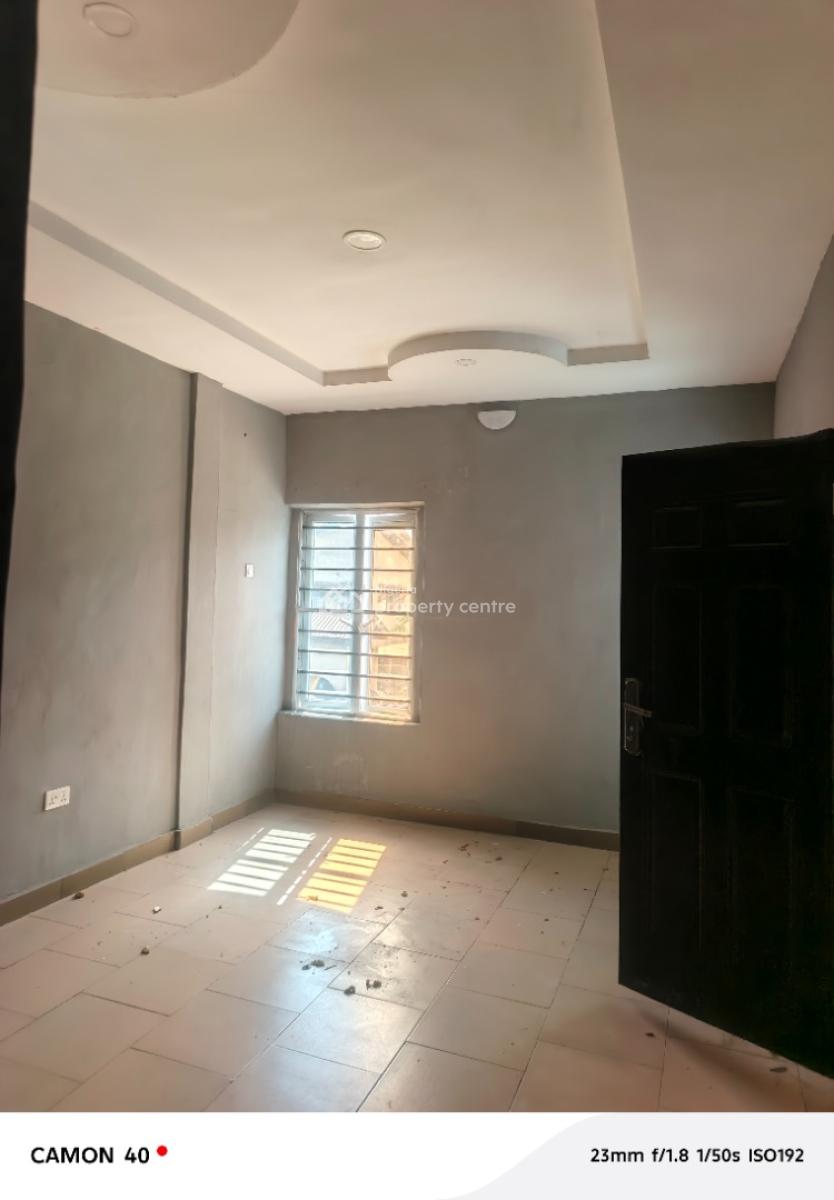 Luxury 3 Bedroom Flat Upstairs at Badore Ajah Lagos, Ado Round About, Badore, Ajah, Lagos, Flat / Apartment for Rent