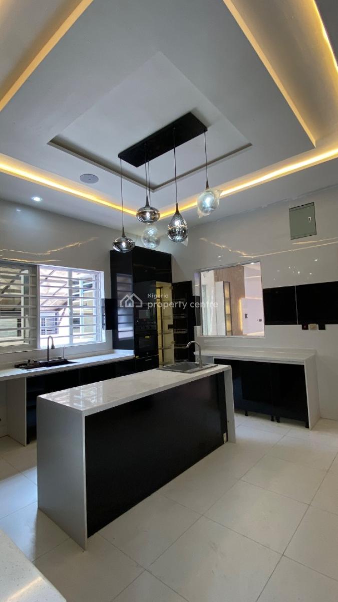 5 Bedroom Detached House, Ikota, Lekki, Lagos, Detached Duplex for Sale