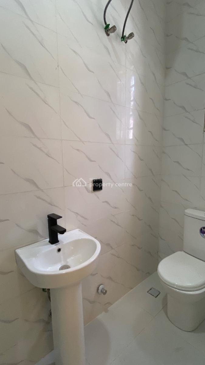 5 Bedroom Detached House, Ikota, Lekki, Lagos, Detached Duplex for Sale