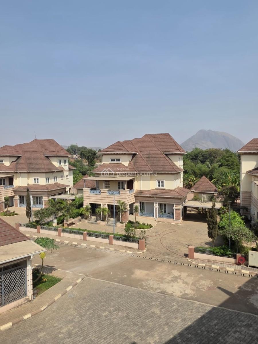 Spacious 5bedroom Fully Detached House with Bq, Maitama District, Abuja, Detached Duplex for Sale