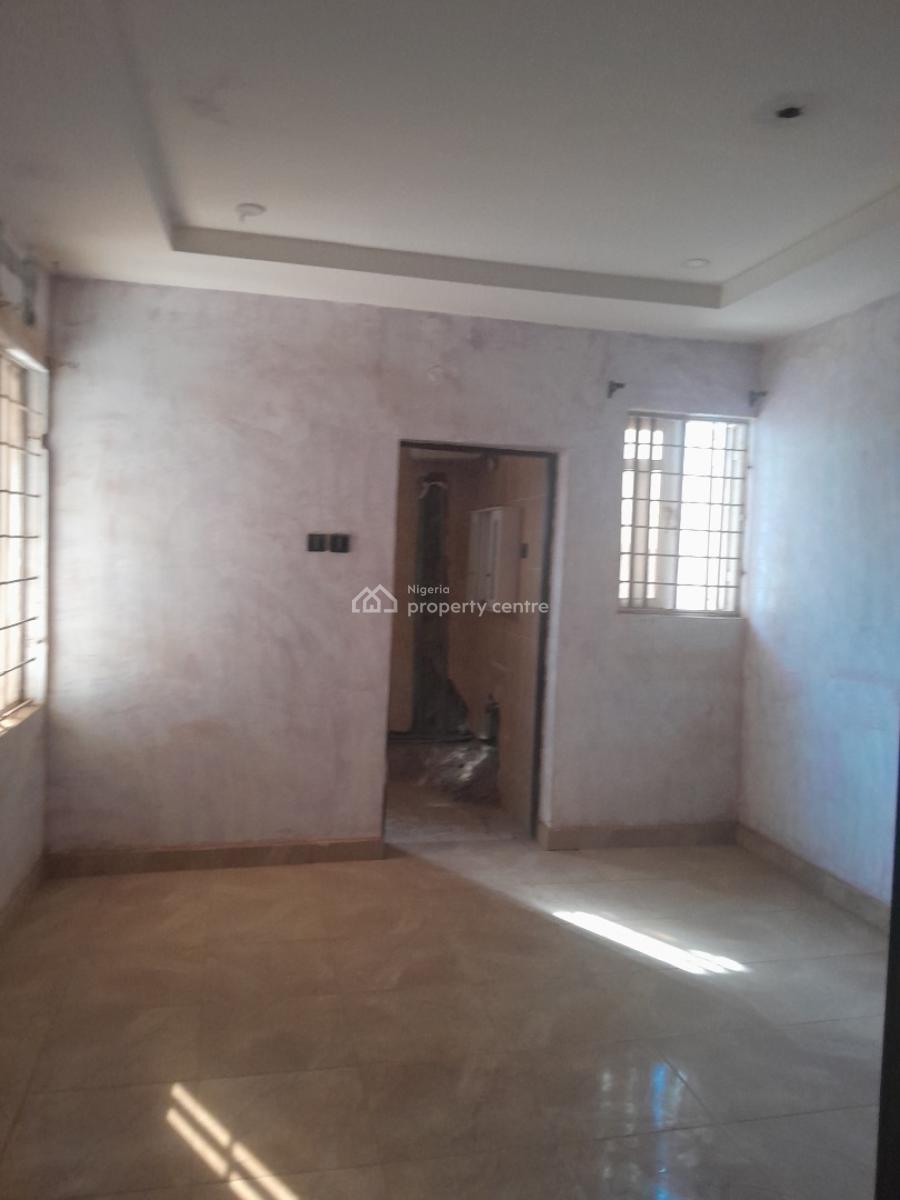 5-bedroom Detached Duplex + 2 Large Bqs Dakwo District,, Galadimawa, Dakwo, Abuja, Detached Duplex for Rent