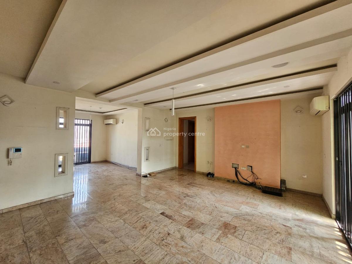Serviced 3 Bedroom Flat with Bq,swimming Pool and Elevator, Off Durosimi-etti Street, Lekki Phase 1, Lekki, Lagos, Flat / Apartment for Rent