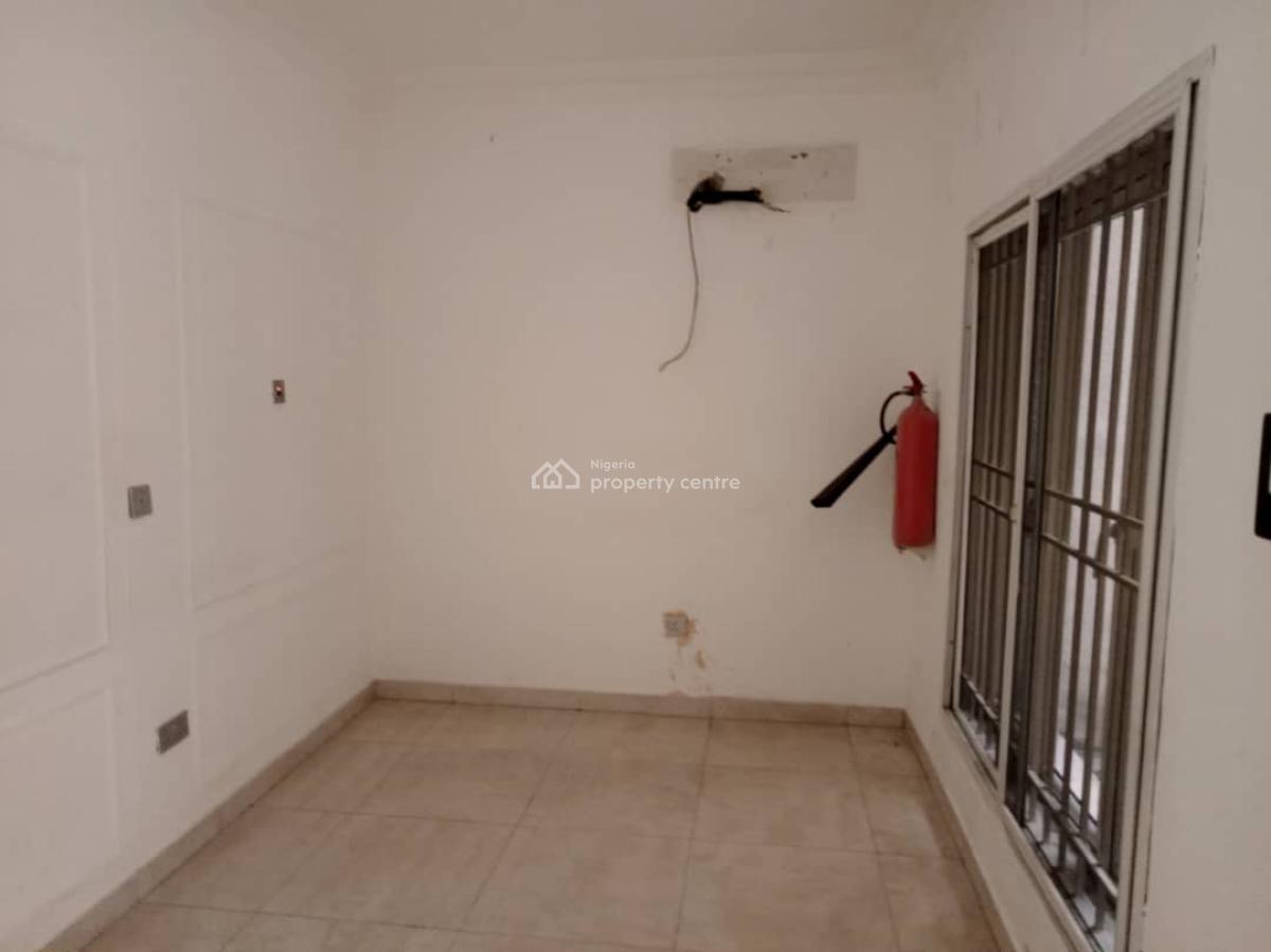 3 Bedroom Duplex with Bq, Ikoyi, Lagos, Terraced Duplex for Rent