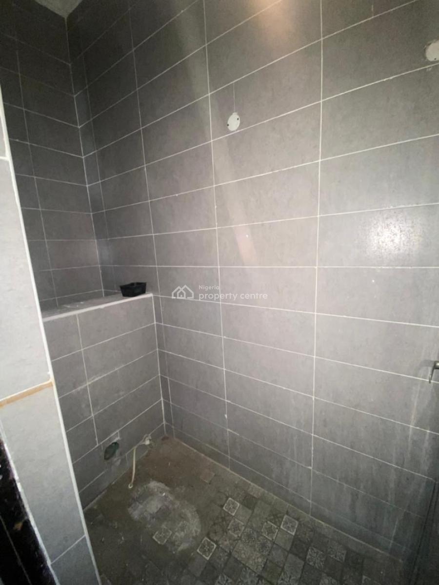 3 Bedrooms Semi Detached Commercial Property Use, Lekki Phase 1, Lekki, Lagos, Semi-detached Duplex for Rent