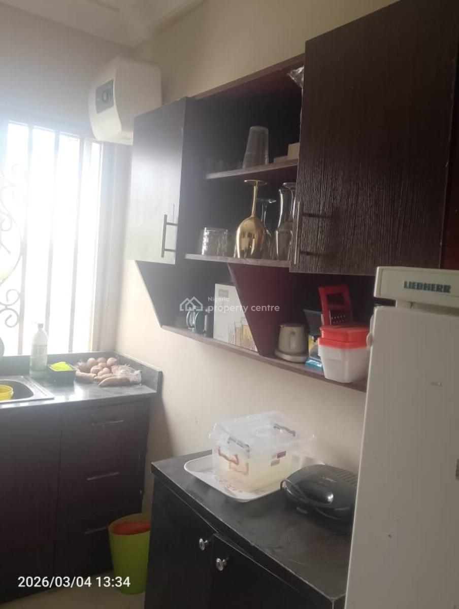 Spacious Self Contain Shared Apartment, Canal West Estate, Osapa, Lekki, Lagos, Self Contain (single Rooms) for Rent