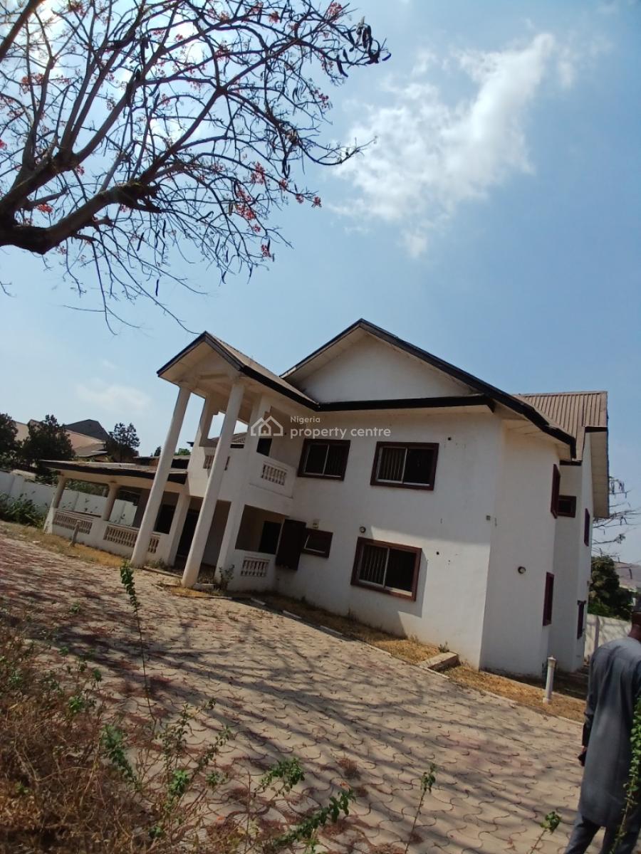 Well Built, 5 Bedroom Fully Detached Duplex with 3 Bedroom Guest Chalet, Diplomatic Zone, Maitama District, Abuja, Detached Duplex for Rent