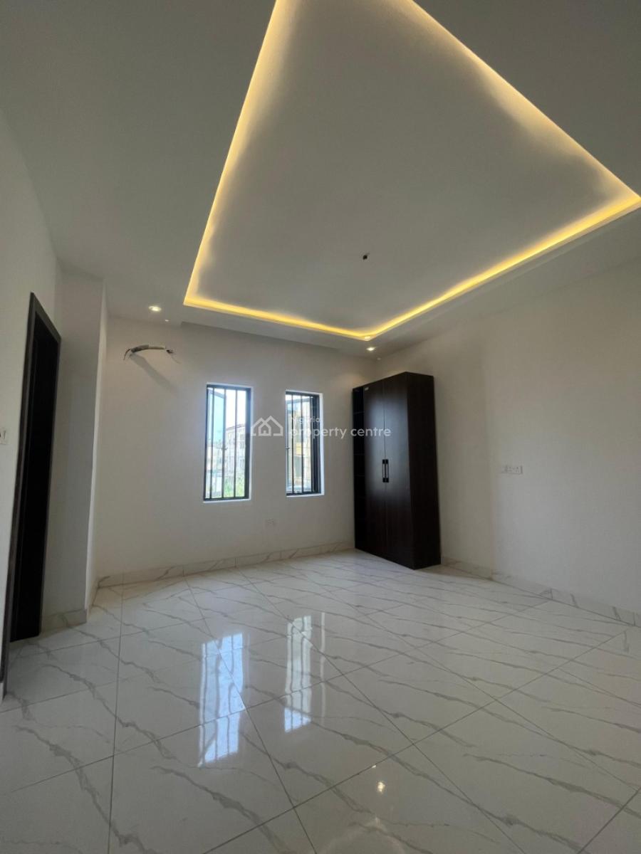 Luxury 4 Bedroom Duplex with Swimming Pool, Green Play Area, Luxury 4 Bedroom Duplex with Swimming Pool, Green Play Area in Chevron, Lekki, Lagos, Terraced Duplex for Sale