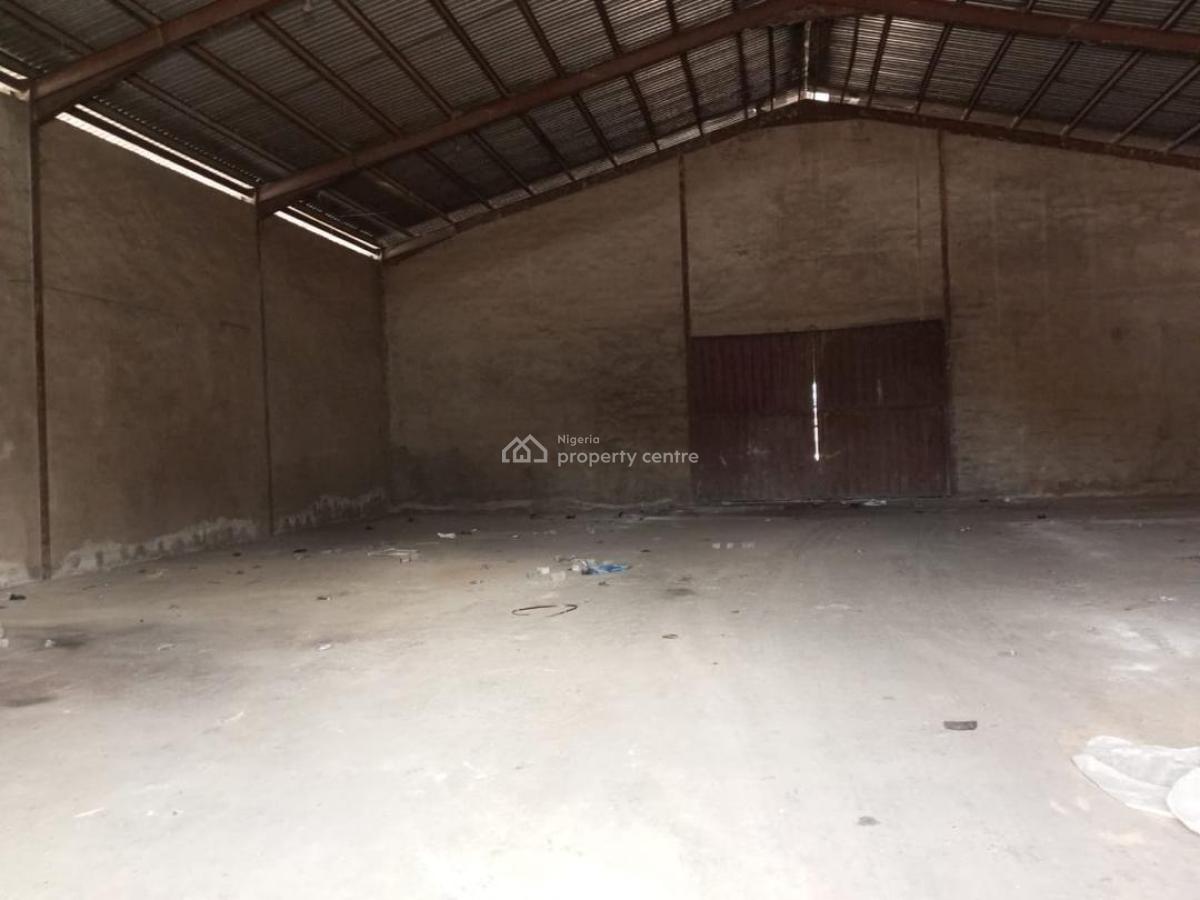 Standard 500sqm Warehouse, Alagbado, Ifako-ijaiye, Lagos, Warehouse for Rent