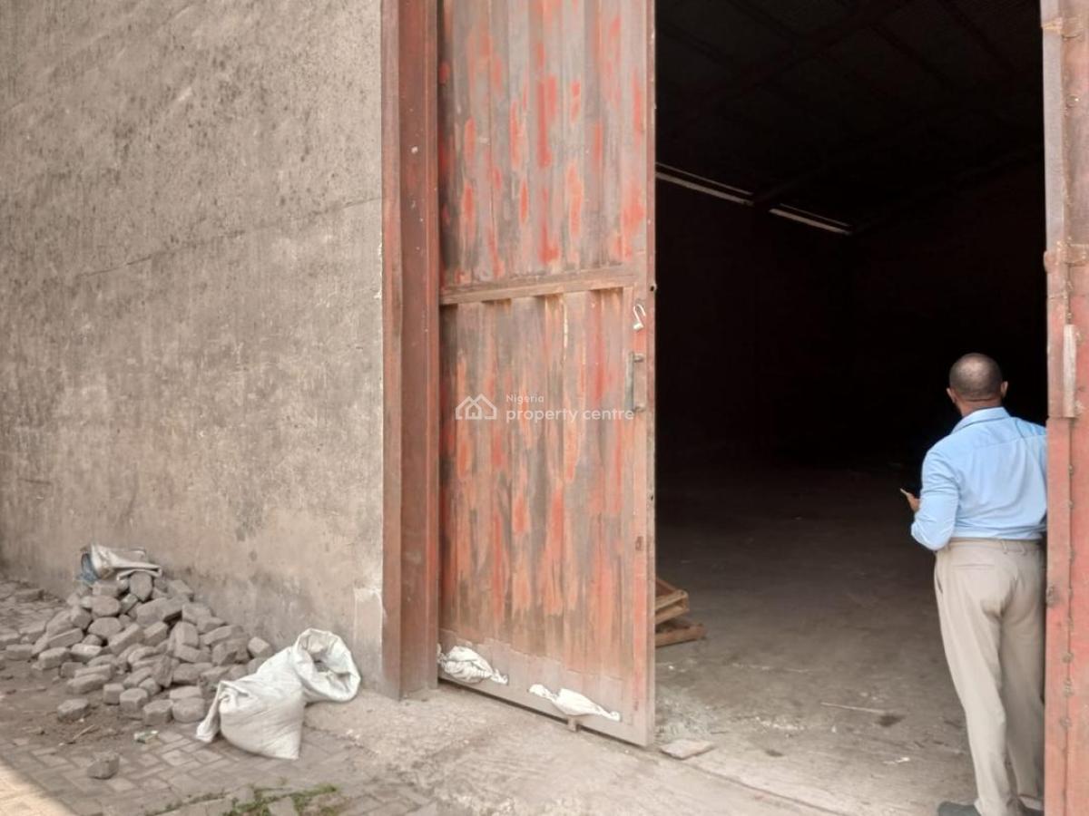 Standard 500sqm Warehouse, Alagbado, Ifako-ijaiye, Lagos, Warehouse for Rent