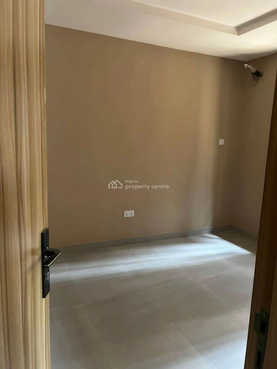 Beautiful 3 Bedroom Apartment, Gra Phase 1, Magodo, Lagos, Flat / Apartment for Rent