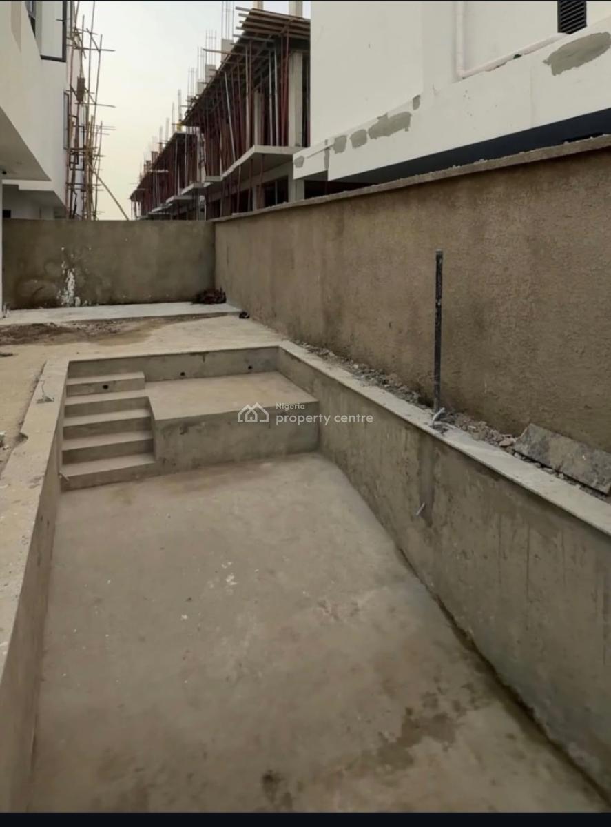 5 Bedroom House with a Pool and Bq, Lekki Phase 1, Lekki, Lagos, Detached Duplex for Sale
