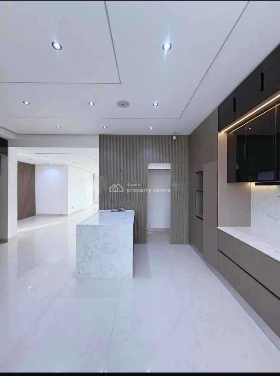 5 Bedroom House with a Pool and Bq, Lekki Phase 1, Lekki, Lagos, Detached Duplex for Sale