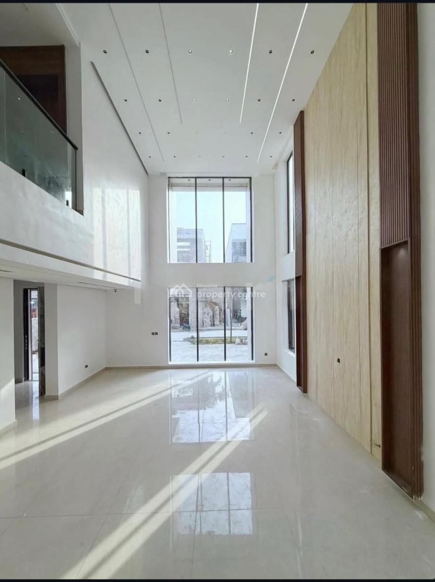 5 Bedroom House with a Pool and Bq, Lekki Phase 1, Lekki, Lagos, Detached Duplex for Sale