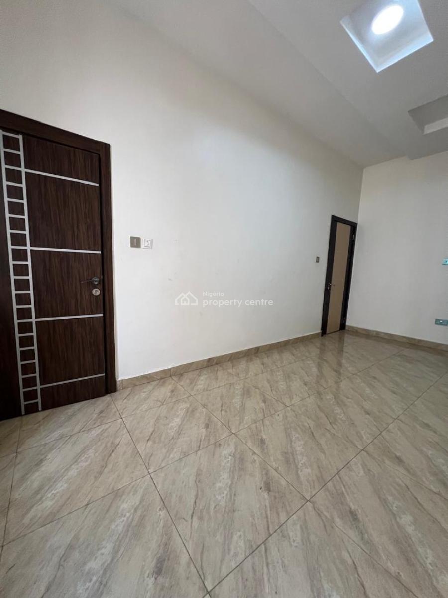 Single Room Downstairs in a Shared Apartment, Conservation Road Off Chevron Toll Gate, Lekki, Lagos, Self Contain (single Rooms) for Rent