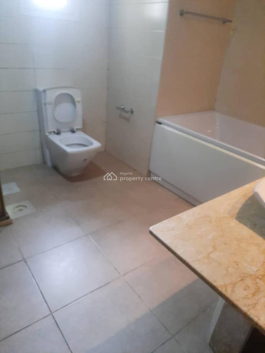 Service & Ground Floor Three (3) Bedroom Flat + One Room Boys Quarters, Ikoyi, Lagos, Flat / Apartment for Rent