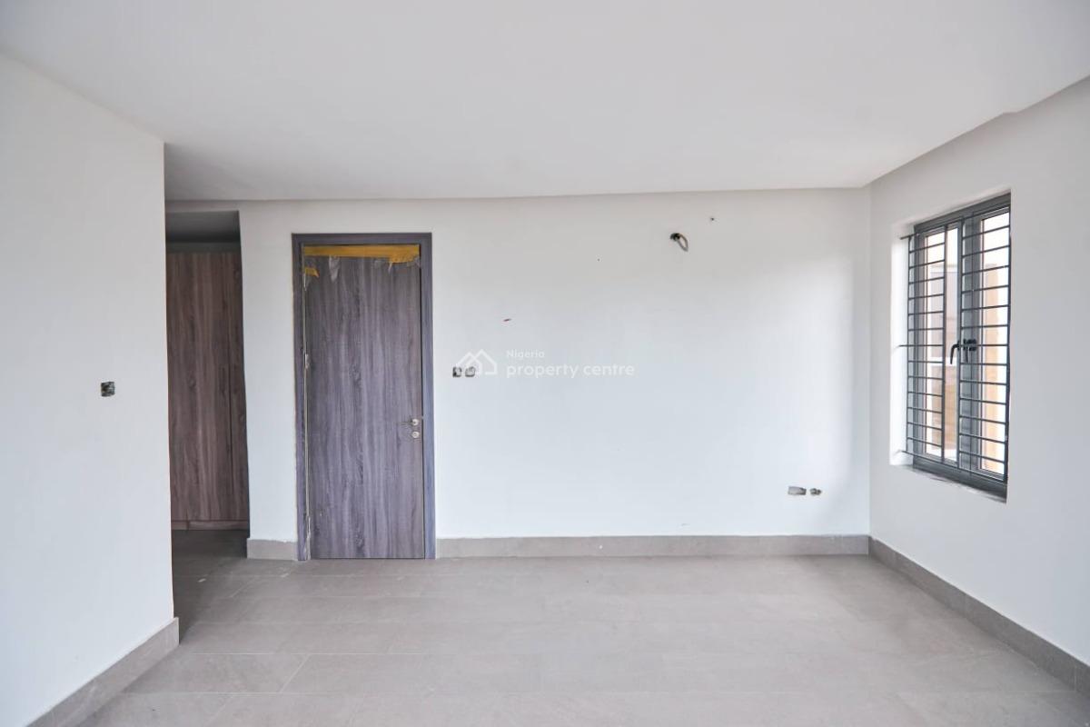 4 Bedroom Semi Detached House with 1-room Domestic Staff Quarters, George Omonubi Street, Lekki Phase 1, Lekki, Lagos, Semi-detached Duplex for Rent