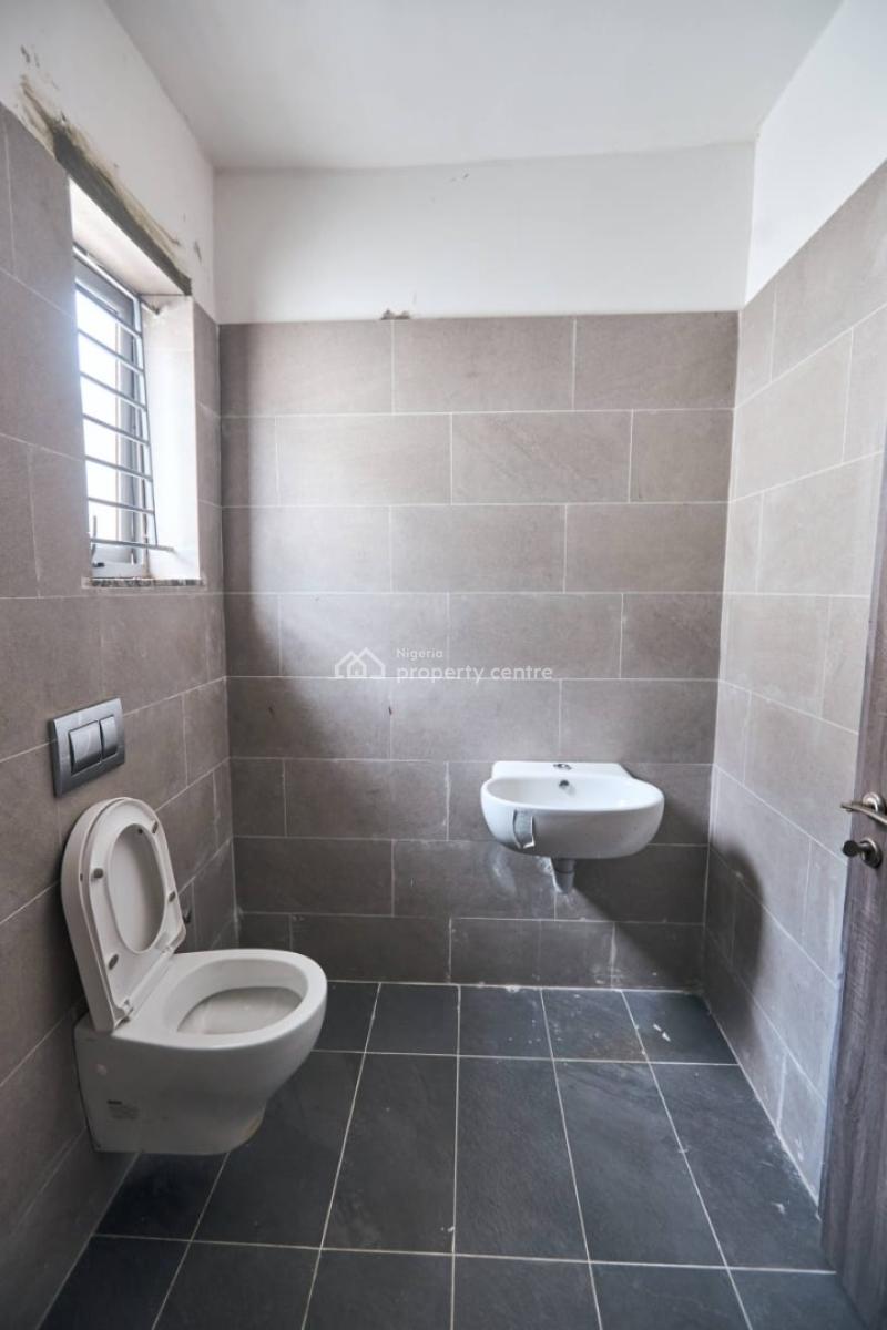 4 Bedroom Semi Detached House with 1-room Domestic Staff Quarters, George Omonubi Street, Lekki Phase 1, Lekki, Lagos, Semi-detached Duplex for Rent