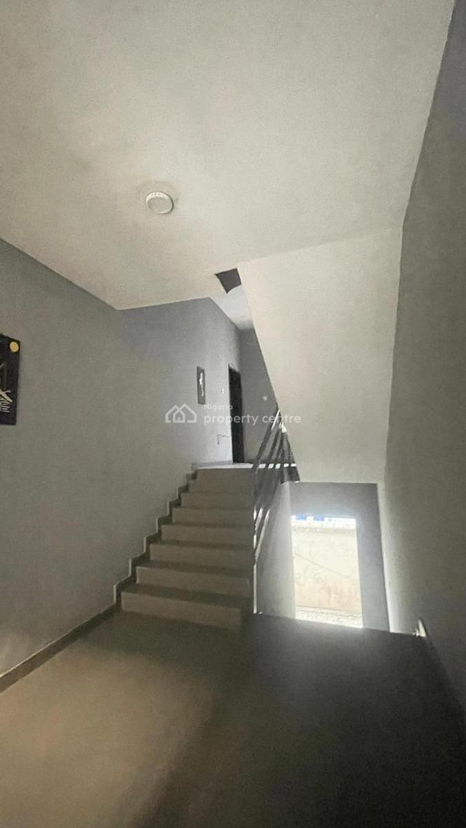 Descent 3-bedroom Apartment, Chevron, Lekki, Lagos, Flat / Apartment for Rent