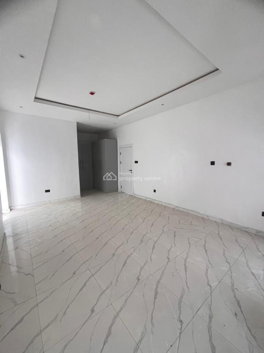 3 Bedroom Apartment with Swimming Pool, Freedom Way, Lekki Phase 1, Lekki, Lagos, Block of Flats for Sale