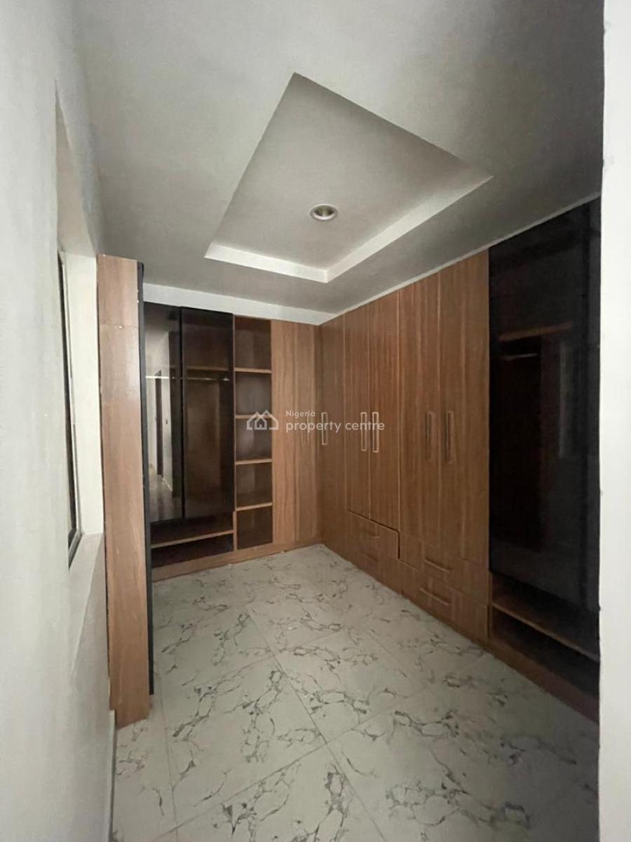 Fantastic 4 Bedroom Semi Detached Duplex with Bq, Wemabod, Ikeja, Lagos, Semi-detached Duplex for Rent