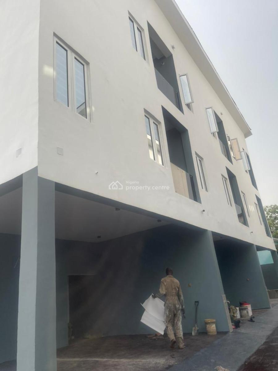 Fantastic 4 Bedroom Semi Detached Duplex with Bq, Wemabod, Ikeja, Lagos, Semi-detached Duplex for Rent