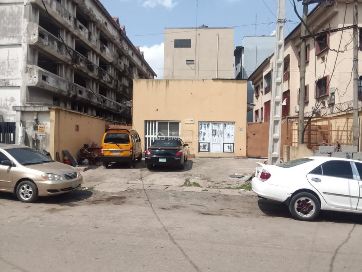 Open Plan Office Space with 4 Toilet, Allen, Ikeja, Lagos, Office Space for Rent