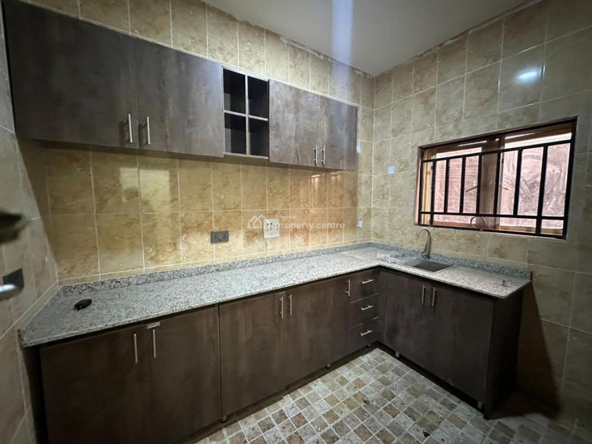 2 Bedroom Apartment, By Area 1, Garki, Abuja, Flat / Apartment for Rent
