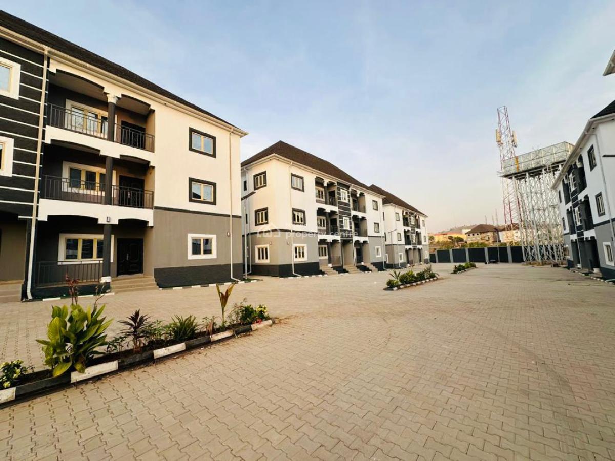 2 Bedroom Apartment, By Area 1, Garki, Abuja, Flat / Apartment for Rent