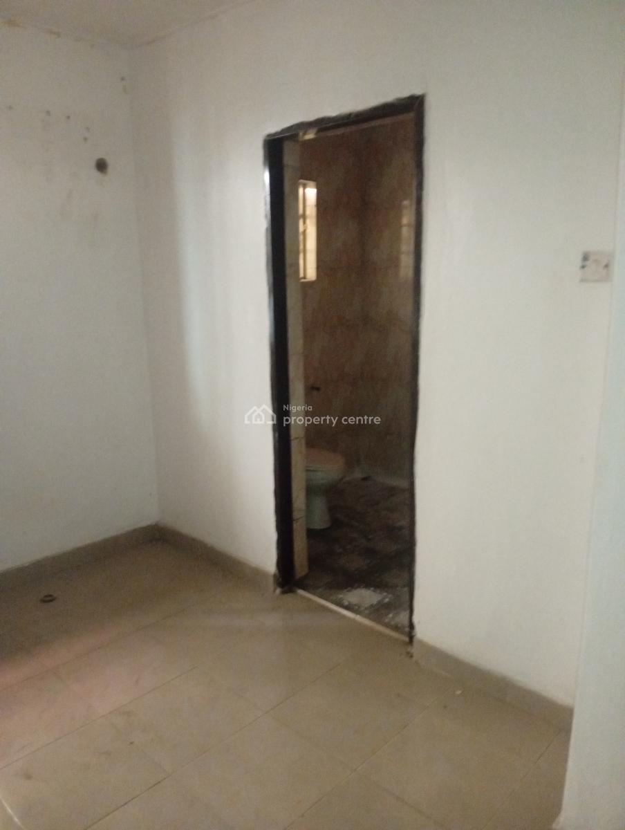 Executive 3 Bedroom Flat, K Farm Estate, Ogba, Ikeja, Lagos, Flat / Apartment for Rent