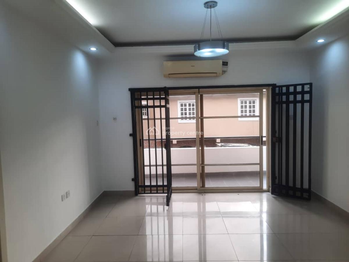 Luxury 3 Bedroom Apartment with Excellent Facility, Lekki Phase 1, Lekki, Lagos, Flat / Apartment for Rent
