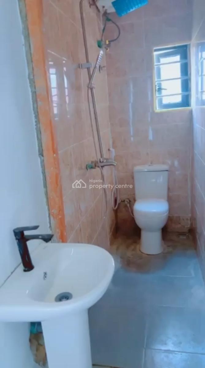 Newly Built : 2 Bedroom Flats, Gowon Estate, Egbeda, Alimosho, Lagos, Flat / Apartment for Rent