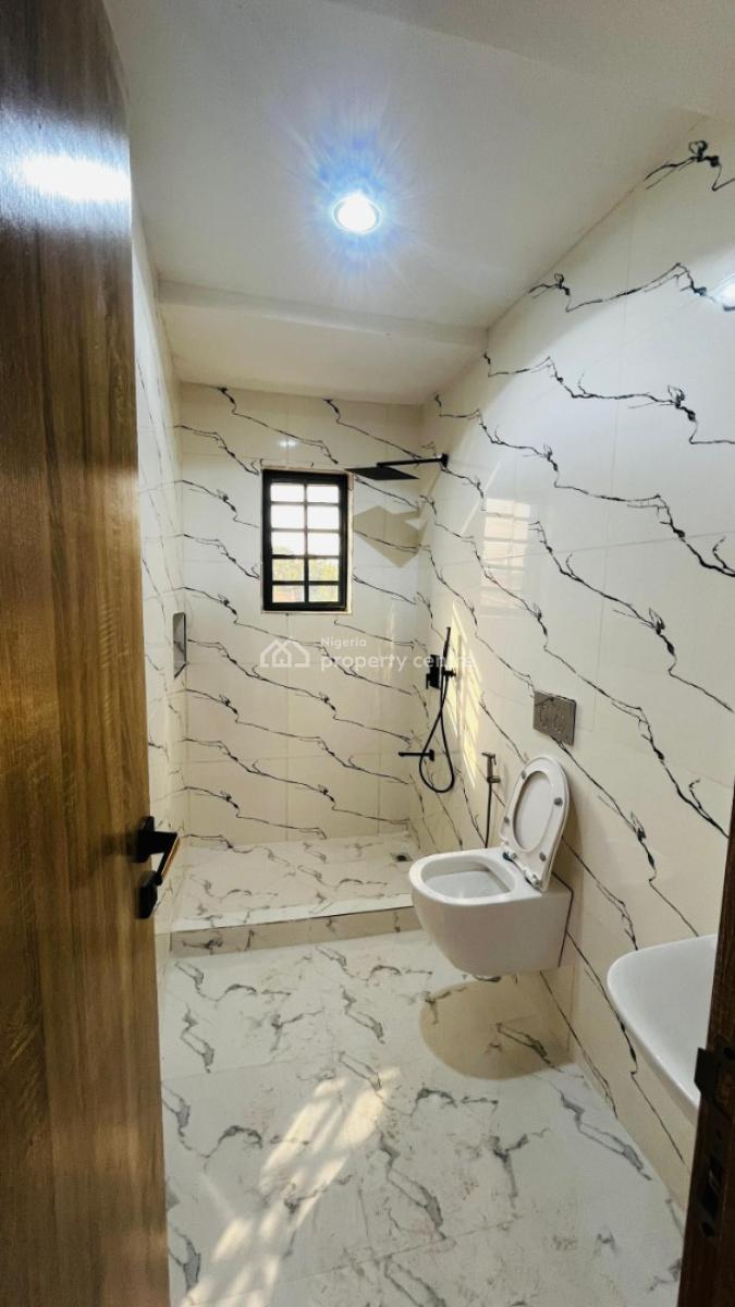 Luxury 4 Bedroom Duplex + Bq, Oluyole Estate, Ibadan, Oyo, Detached Duplex for Sale