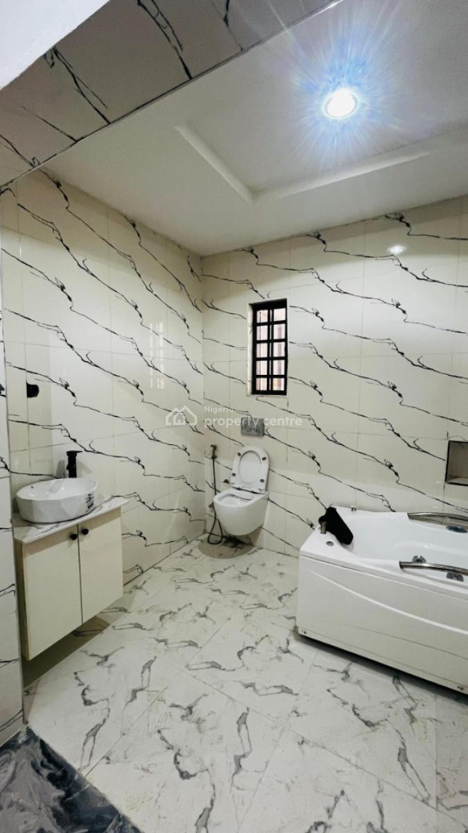 Luxury 4 Bedroom Duplex + Bq, Oluyole Estate, Ibadan, Oyo, Detached Duplex for Sale