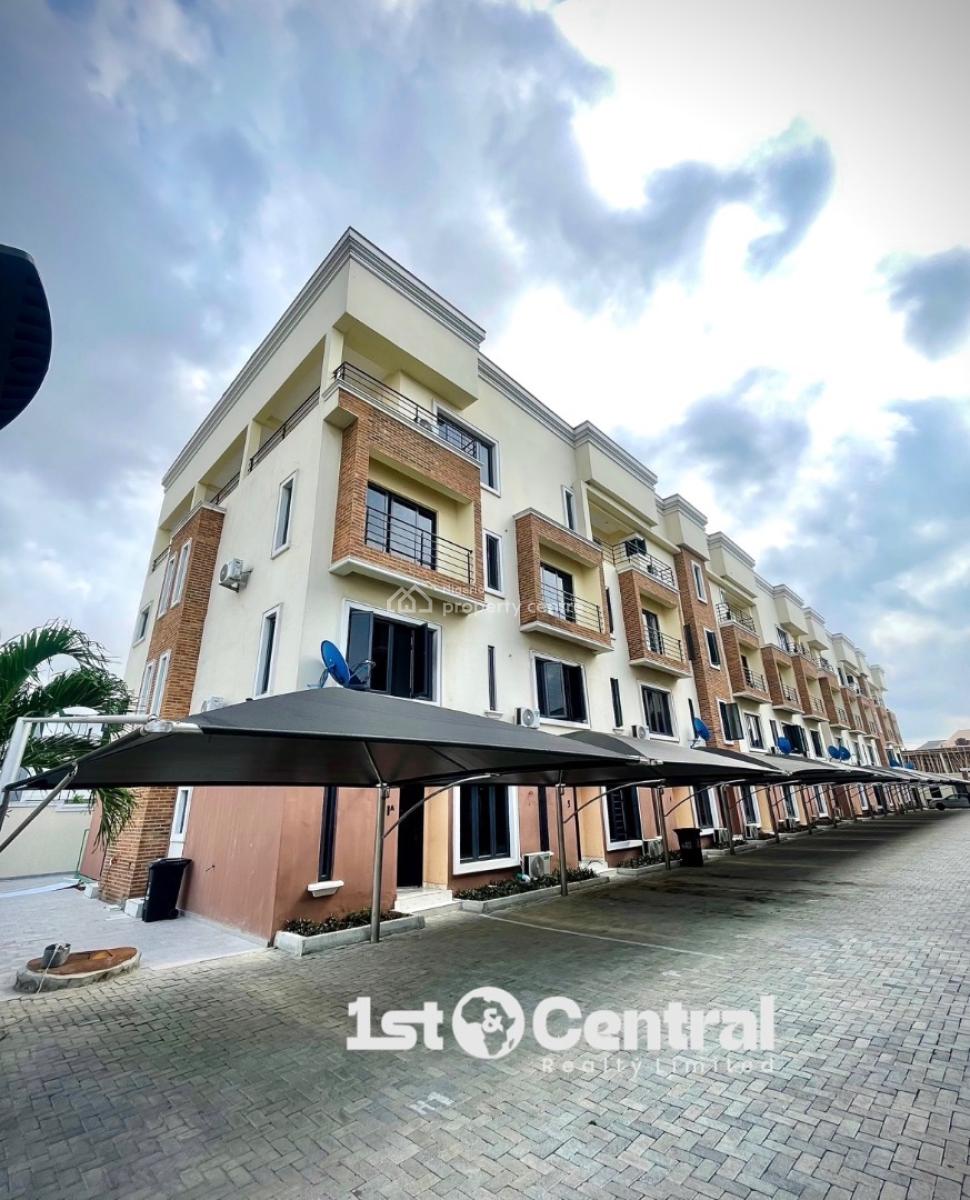 Brand New 4bedrooms with a Bq, Lekki Phase 1, Lekki, Lagos, Terraced Duplex for Rent