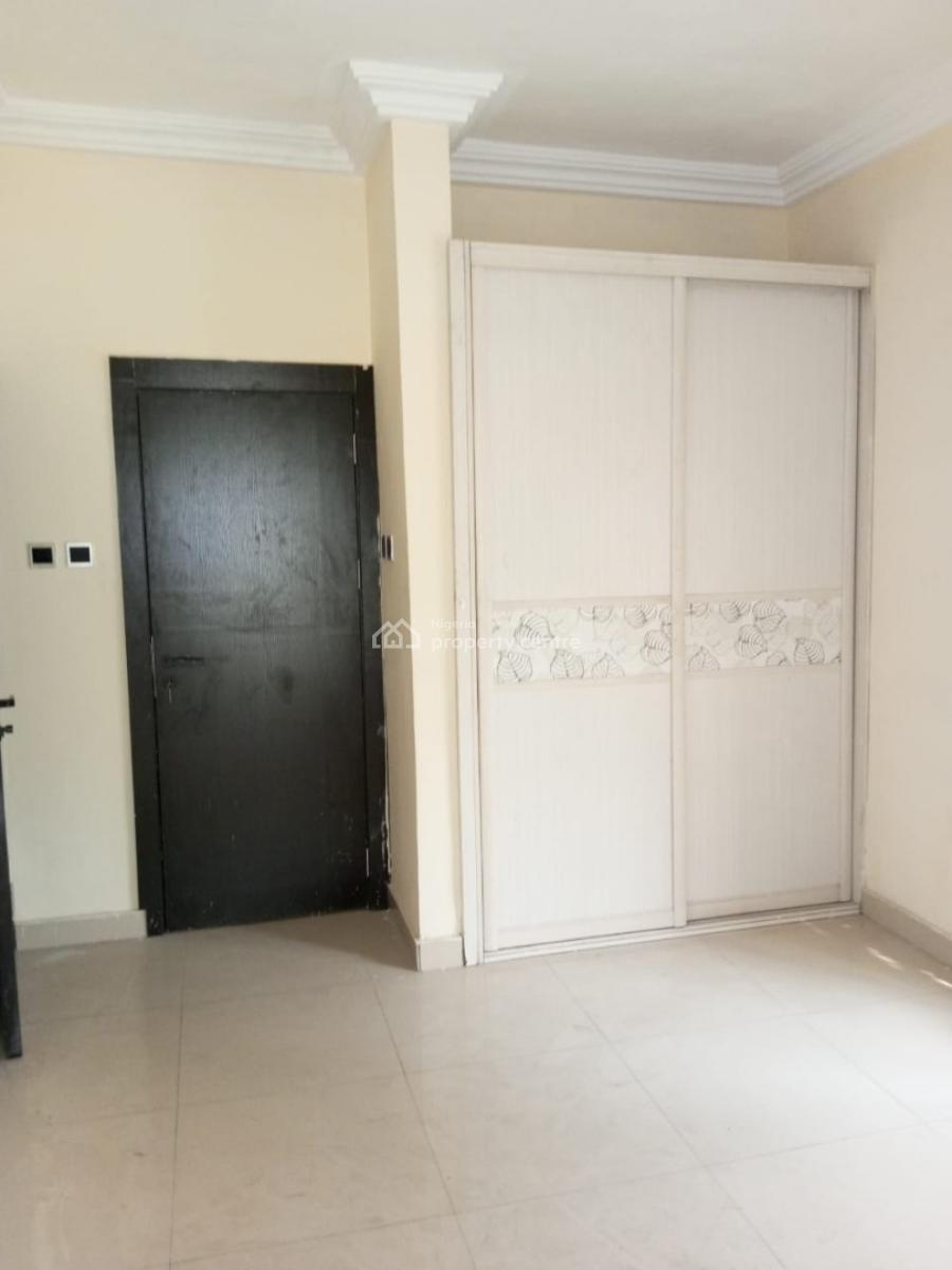 Serviced 3 Bedroom Apartment, Osapa, Lekki, Lagos, Flat / Apartment for Rent