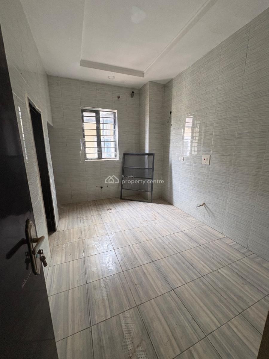 2-bedroom Apartment, Gold City Estate Nut, Lugbe District, Abuja, Flat / Apartment for Rent