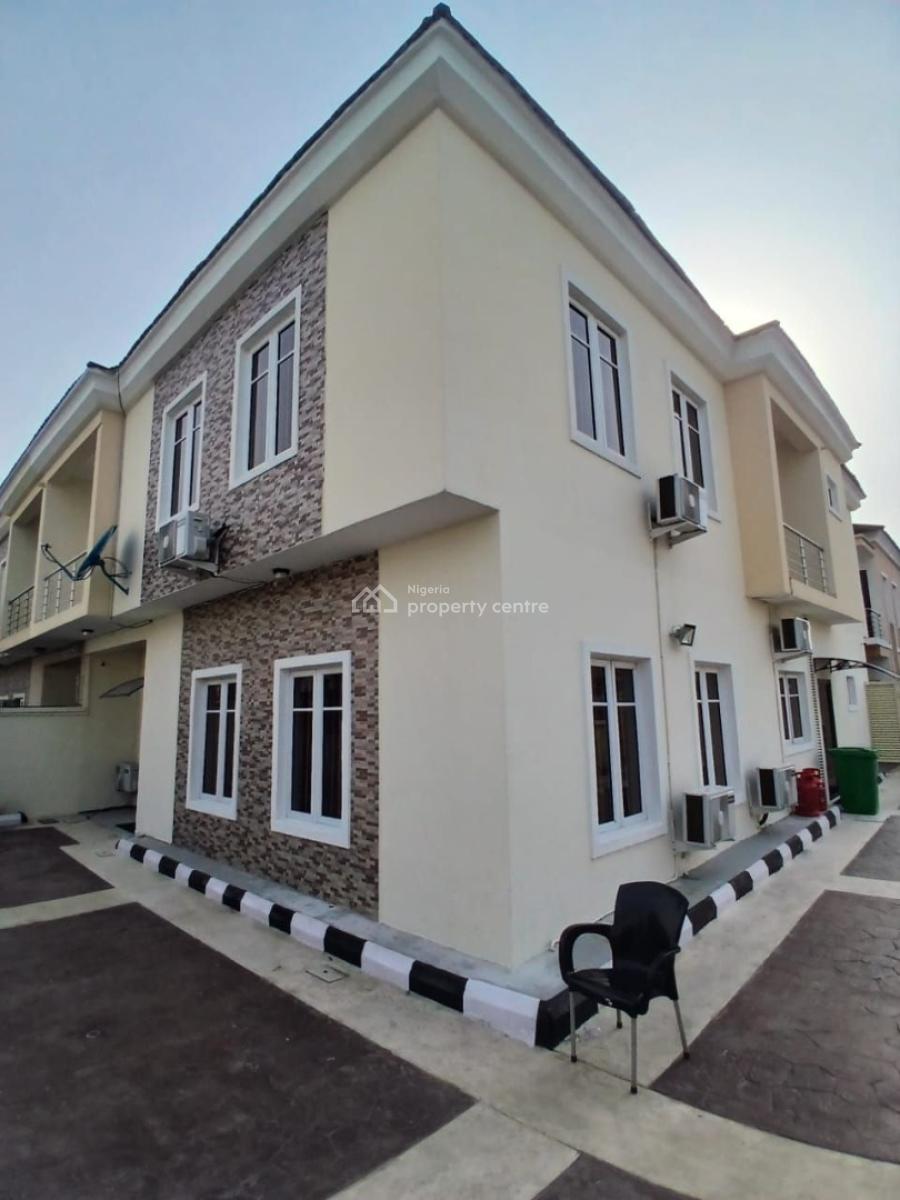 4 Bedroom Semi-detached Duplex with Bq, Ikate, Lekki, Lagos, Semi-detached Duplex for Rent