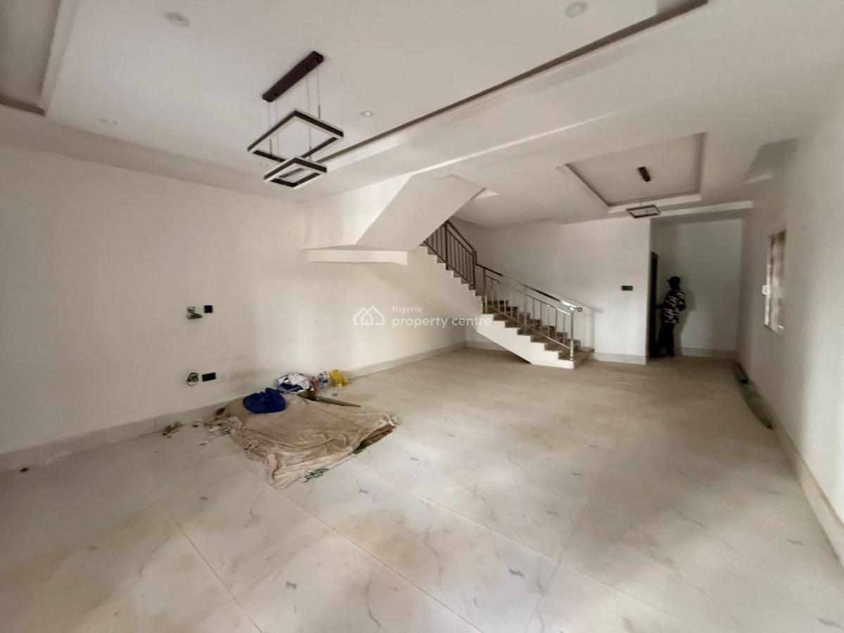 5 Bedroom Semidetached with Bq, Katampe, Abuja, Semi-detached Duplex for Sale