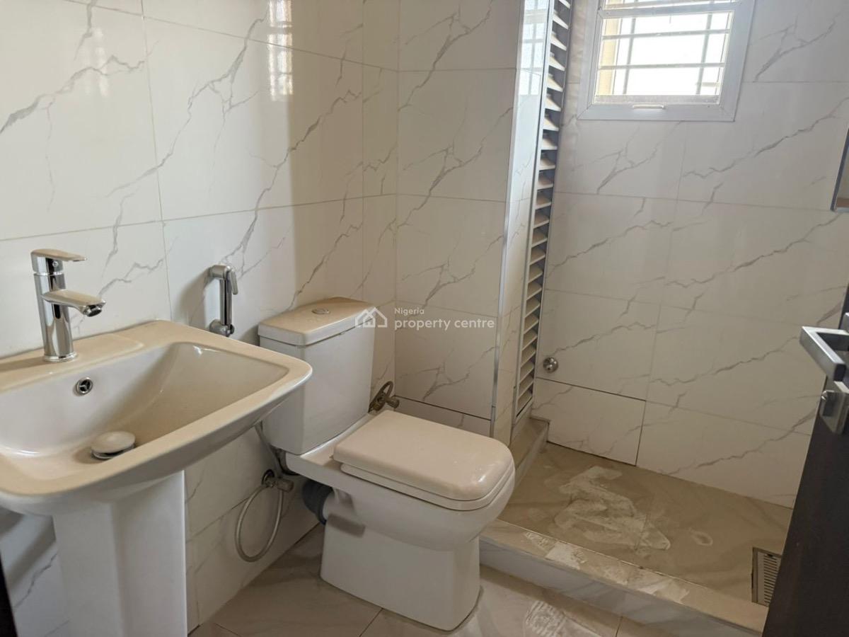 5 Bedroom Semidetached with Bq, Katampe, Abuja, Semi-detached Duplex for Sale