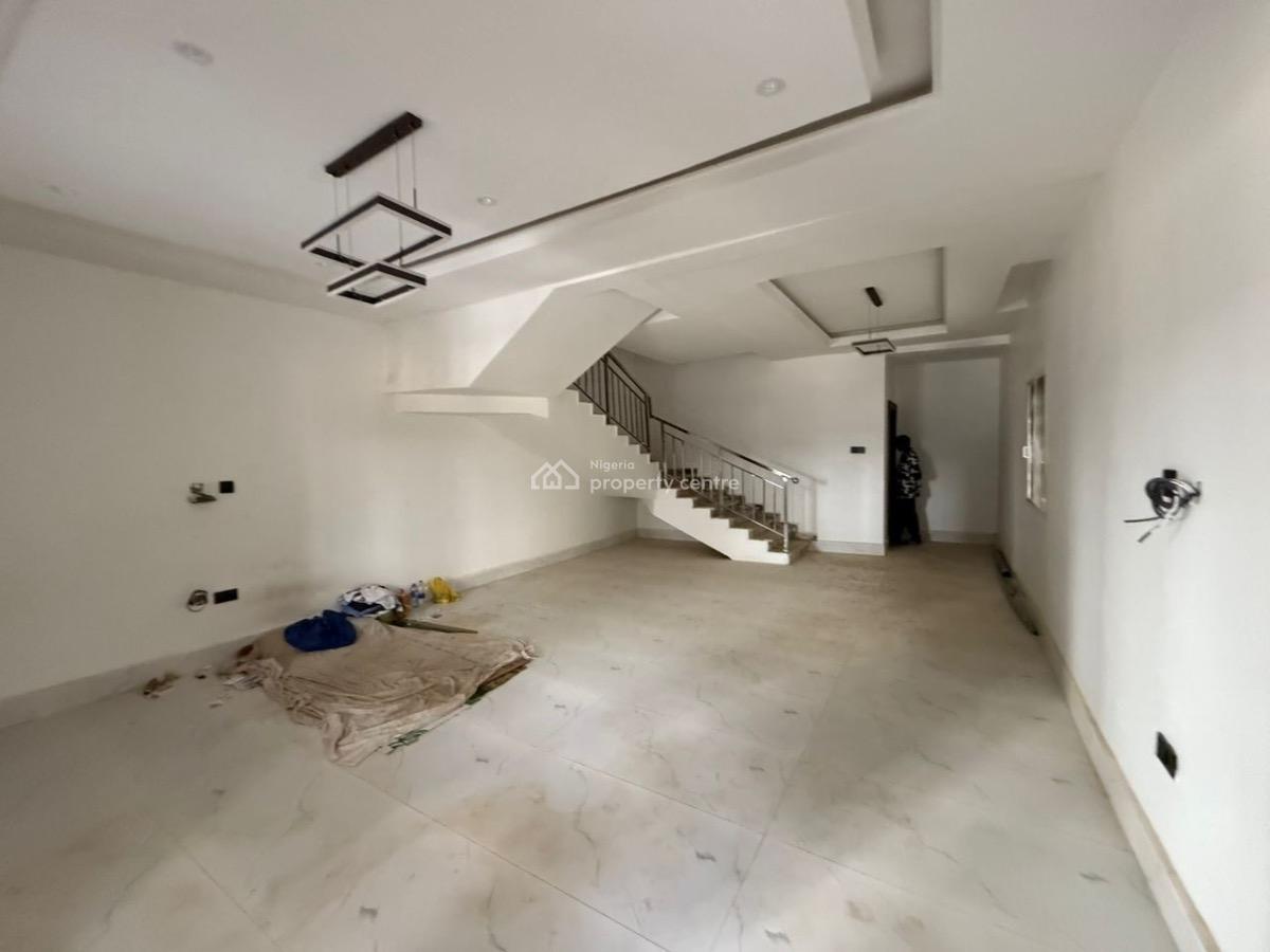 5 Bedroom Semidetached with Bq, Katampe, Abuja, Semi-detached Duplex for Sale